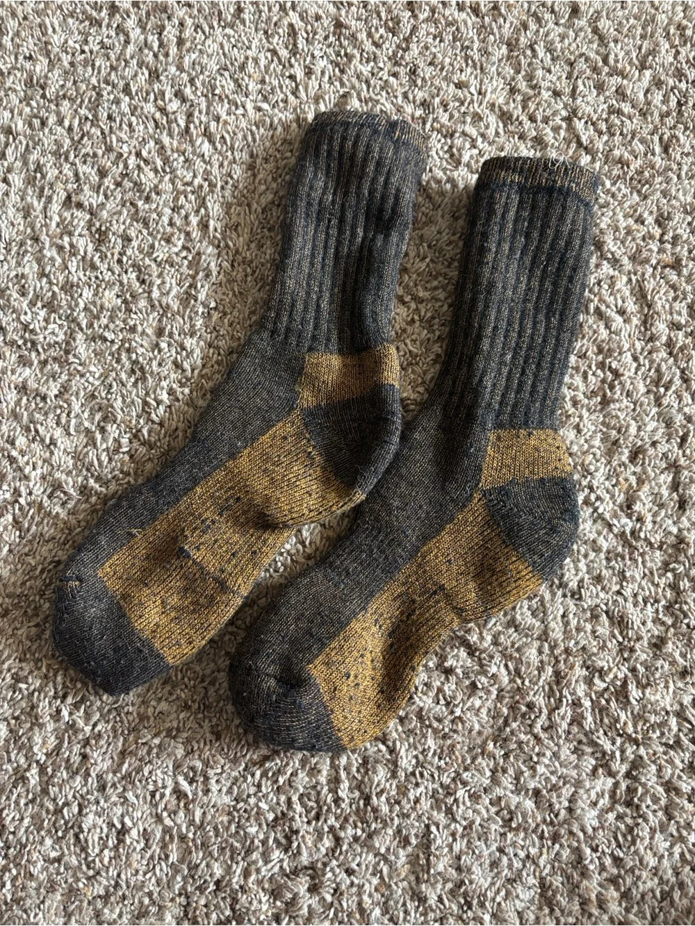 Men's Cushioned Crew Athletic Socks - Gray and Gold